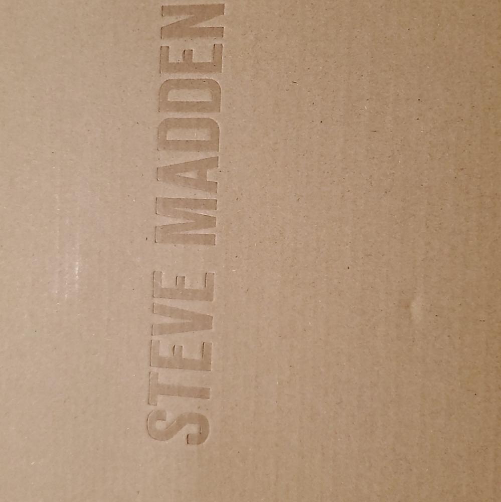Steve madden